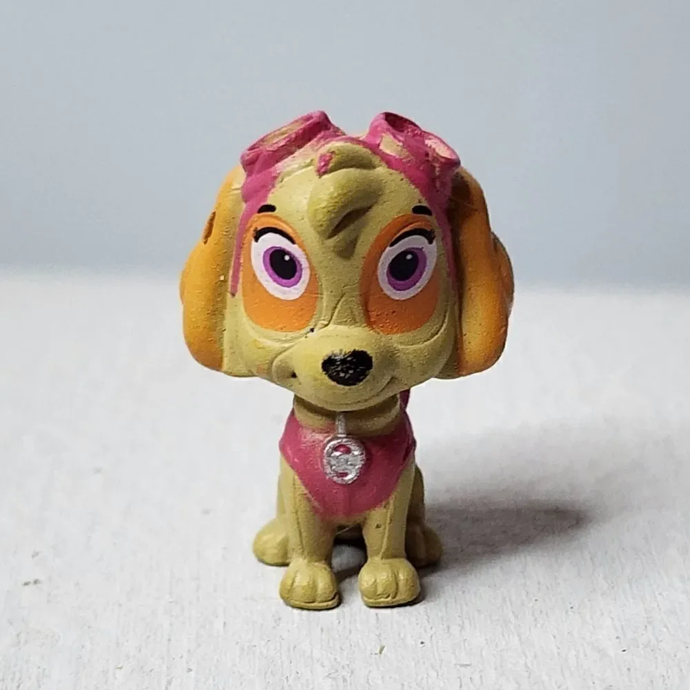 Paw Patrol Mini PVC Figure Skye (A)